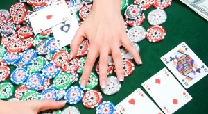 poker 玩法的多种变种在德州扑克平台中实现